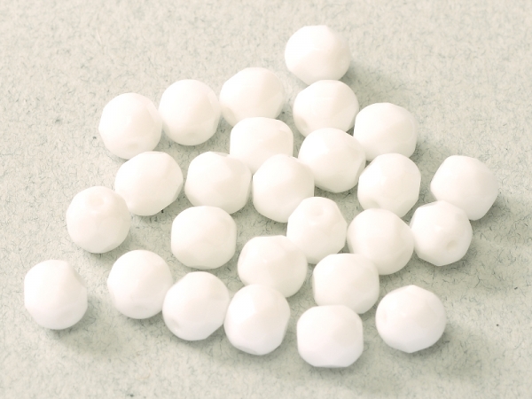 Fire polished 4mm Chalk White 100 St