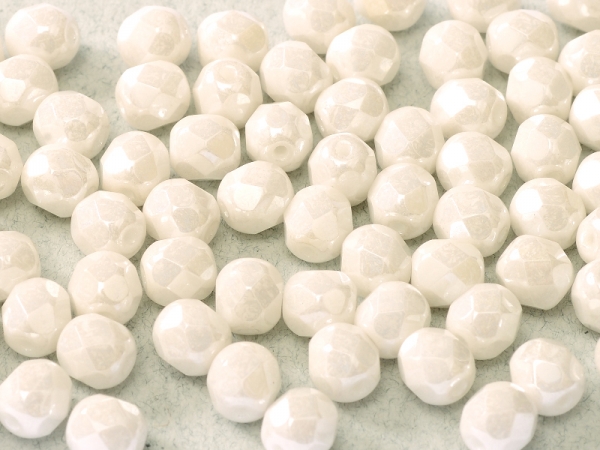 Fire polished 4mm Chalk White Shimmer 100 St